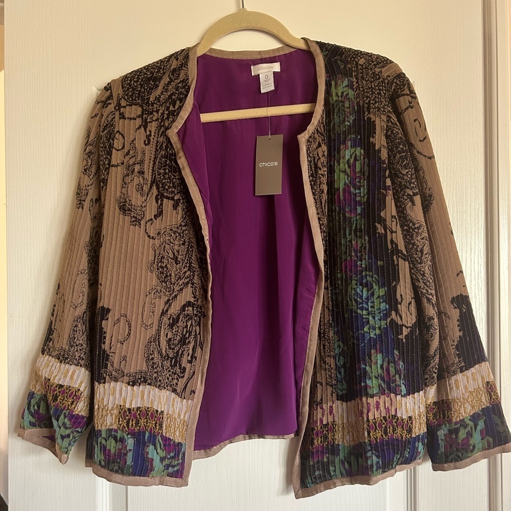 Chico’s pleated Paisley Long sleeve multi color buttonless jacket size small